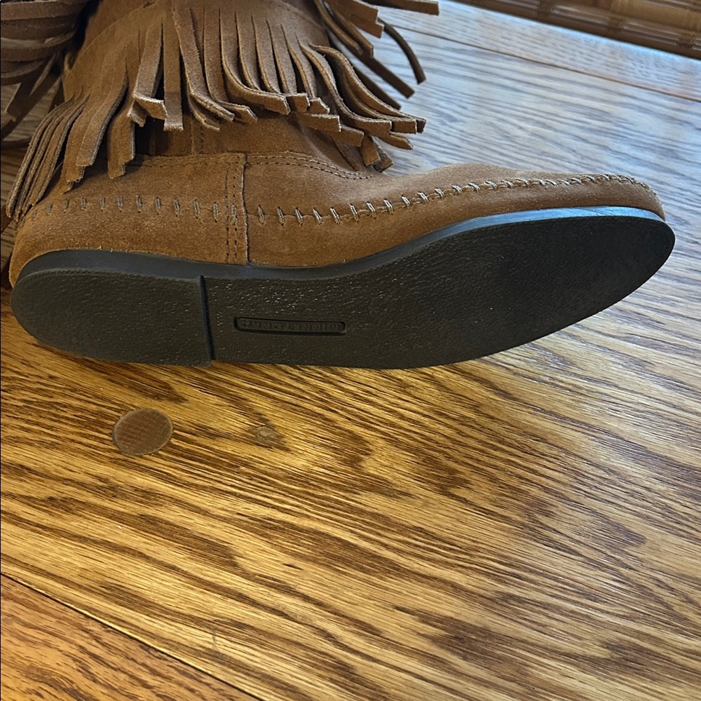 Minnetonka Triple Layer Fringe Boots Brown Moccasins Size 7 - Picture 4 of 8
